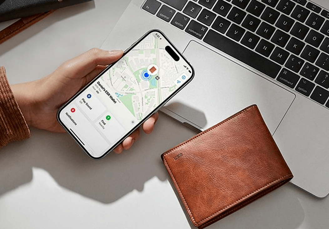 ESR Geo Wallet: World’s First Wallet With Apple’s ‘Find My’ Tech